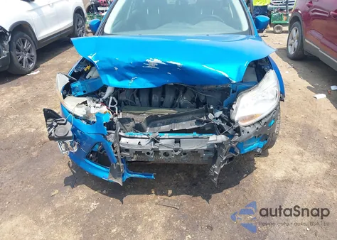 2012 Ford Focus Se из США, поврежденный, VIN 1FAHP3K24CL183216